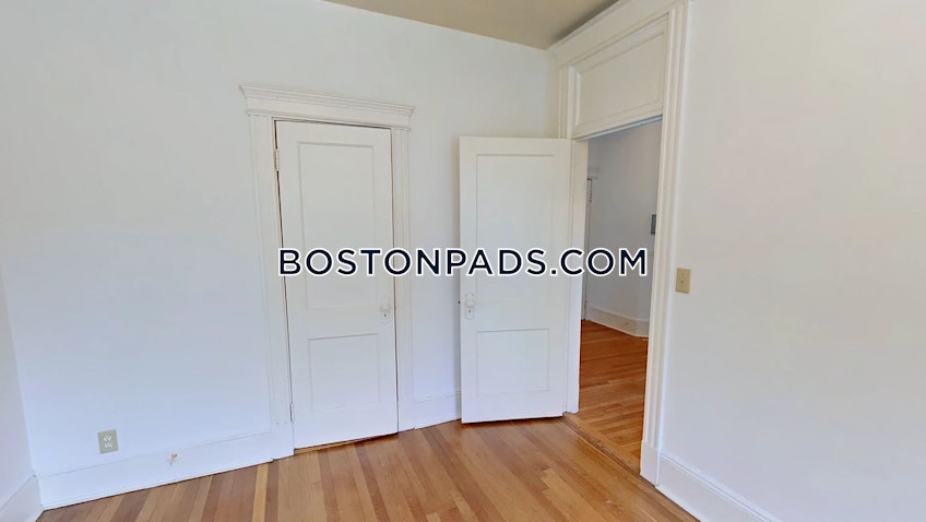 Boston - $3,300 /month