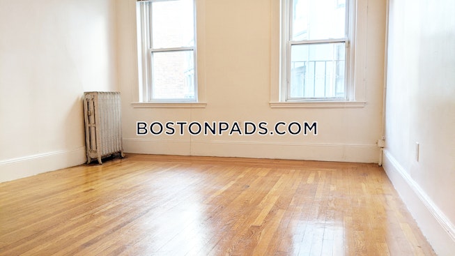 Boston - $3,250 /mo