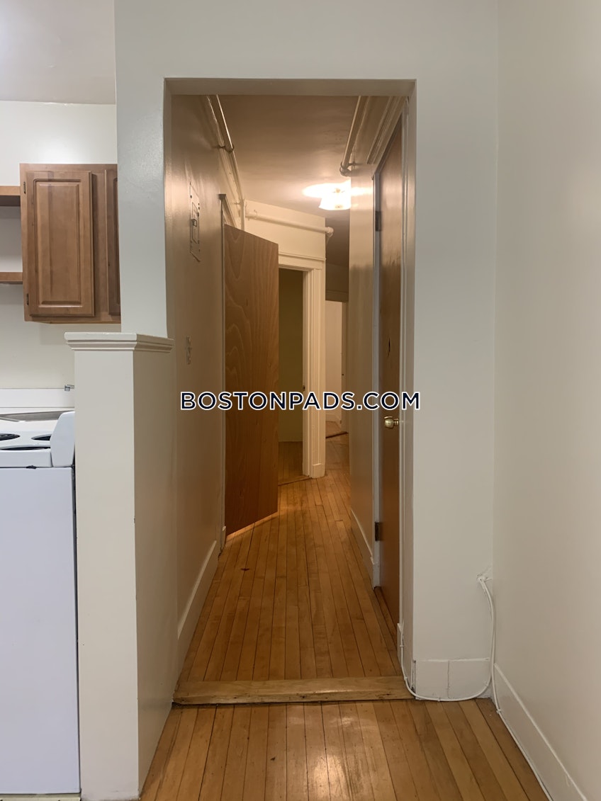 Boston - $1,950 /month