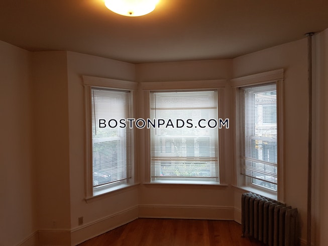 Boston - $2,750 /mo