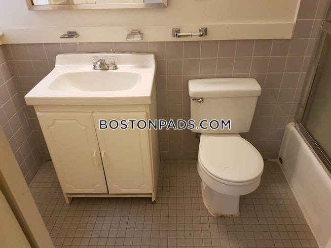 Boston - $1,850 /mo