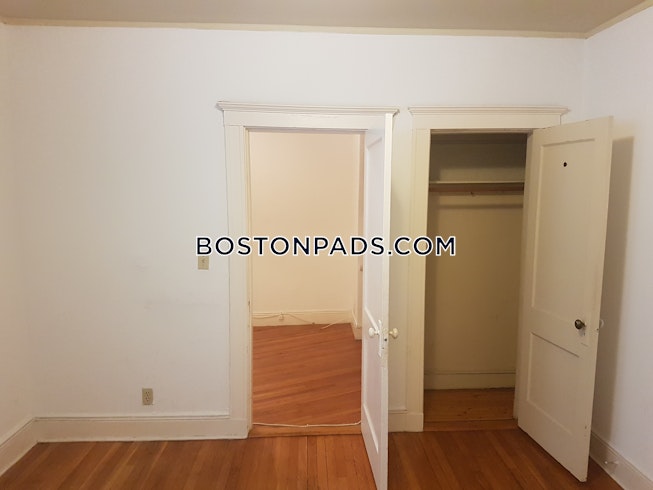 Boston - $3,200 /mo