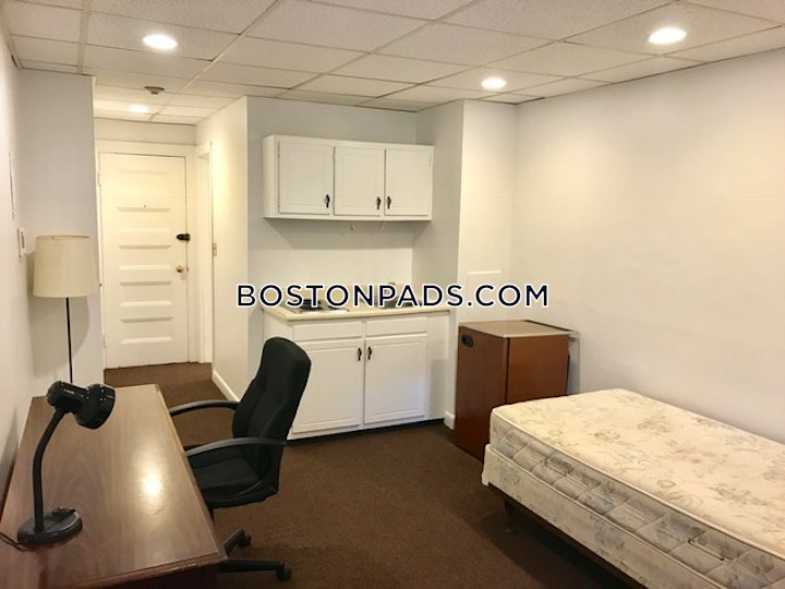back-bay-apartment-for-rent-studio-1-bath-boston-2045-4617973 