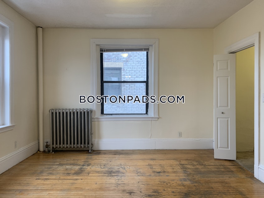 Boston - $1,750 /month