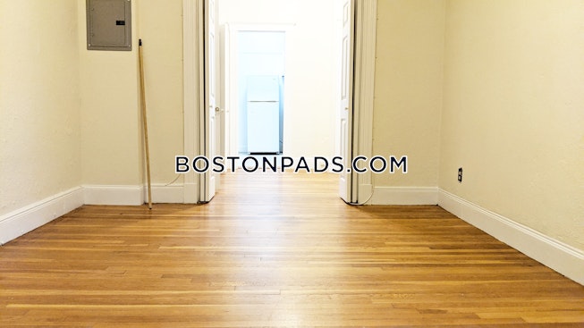 Boston - $1,725 /mo