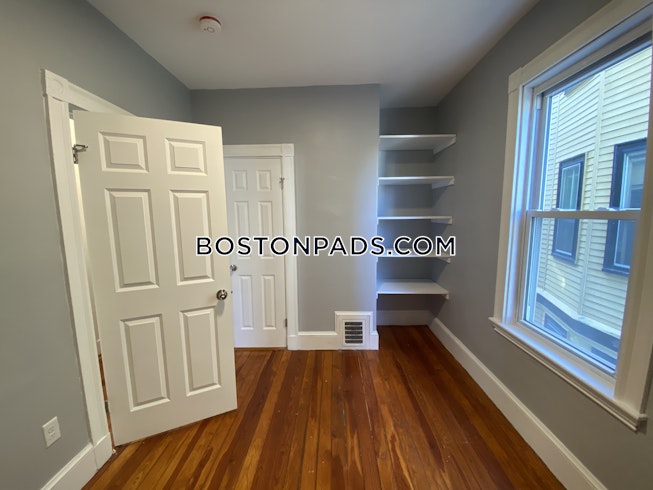 Somerville - $3,700 /mo