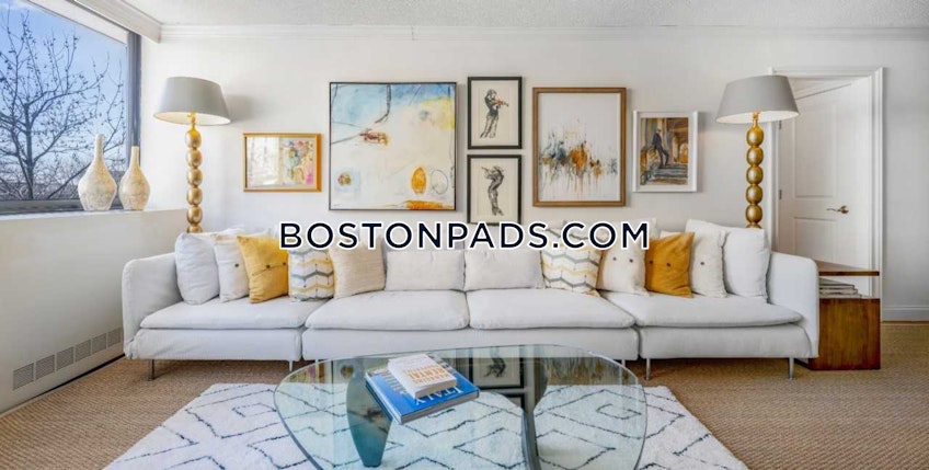 Boston - $3,025 /month