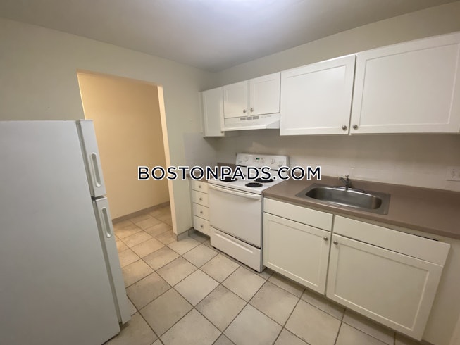 Watertown - $1,800 /mo