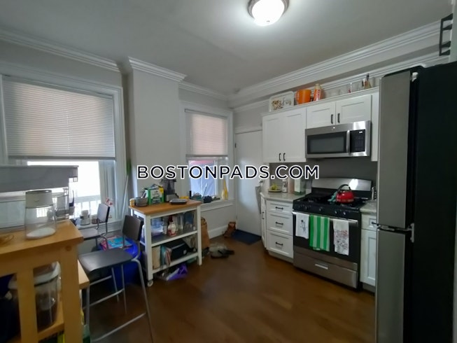 Boston - $3,525 /mo