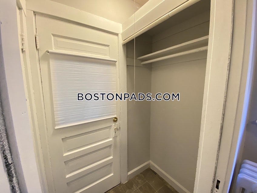 Boston - $2,795 /month