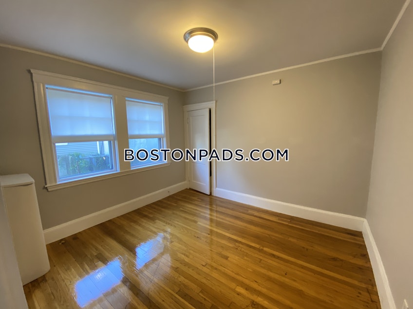 Boston - $2,795 /month