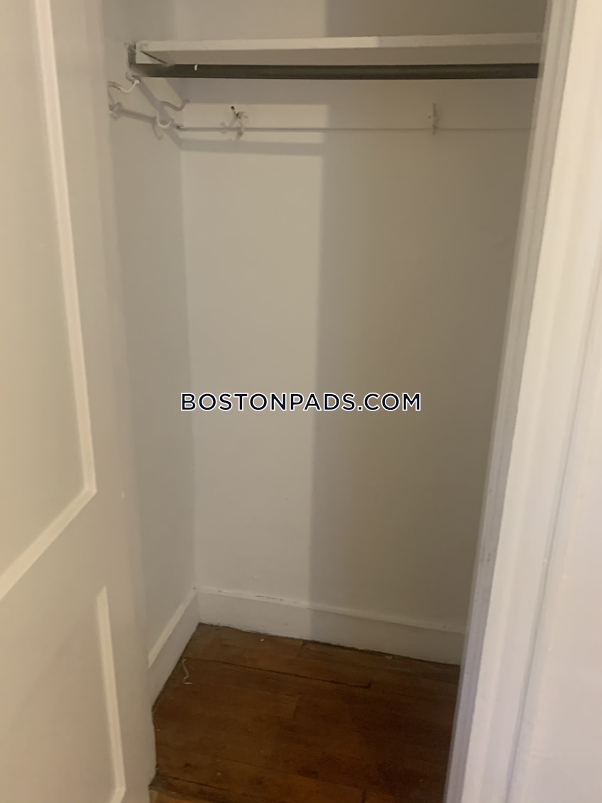 Boston - $2,100 /month