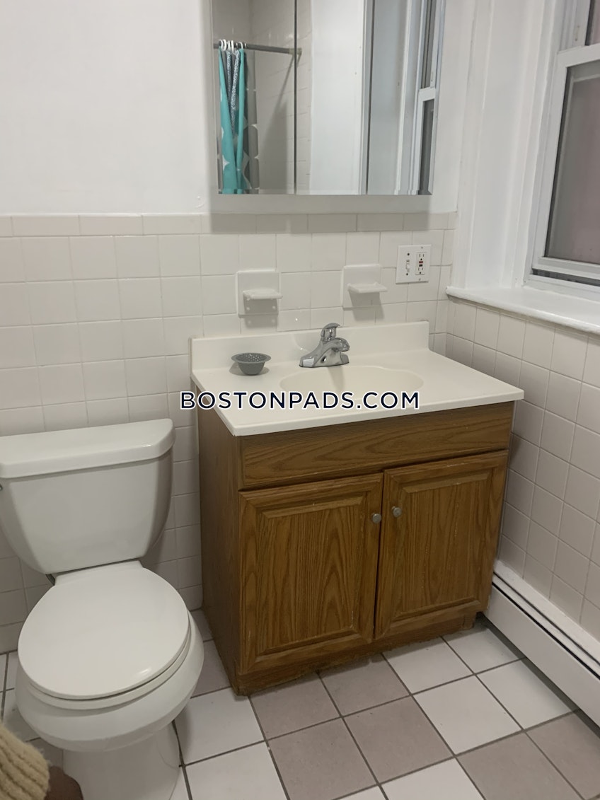 Boston - $2,100 /month