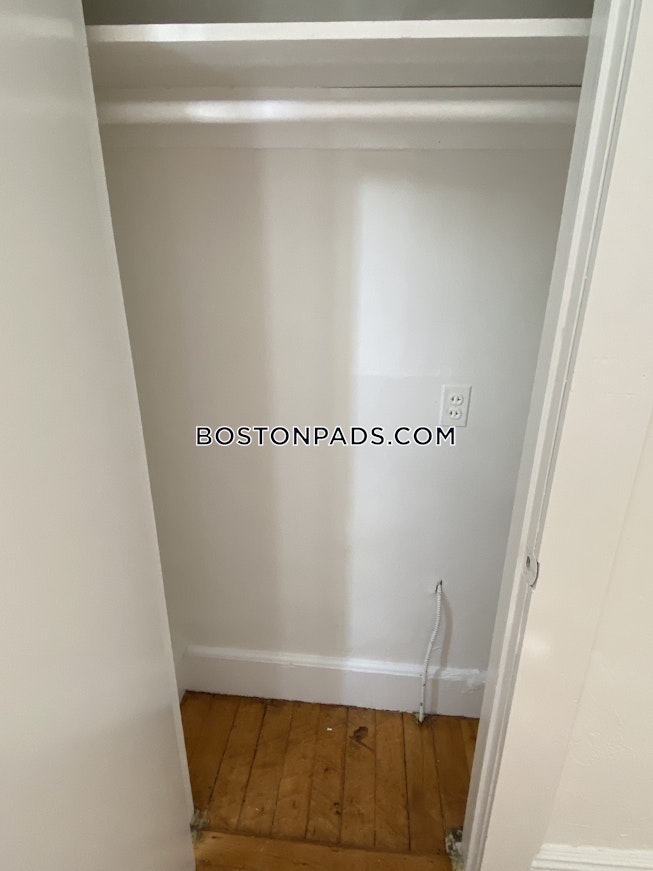 Boston - $3,200 /mo