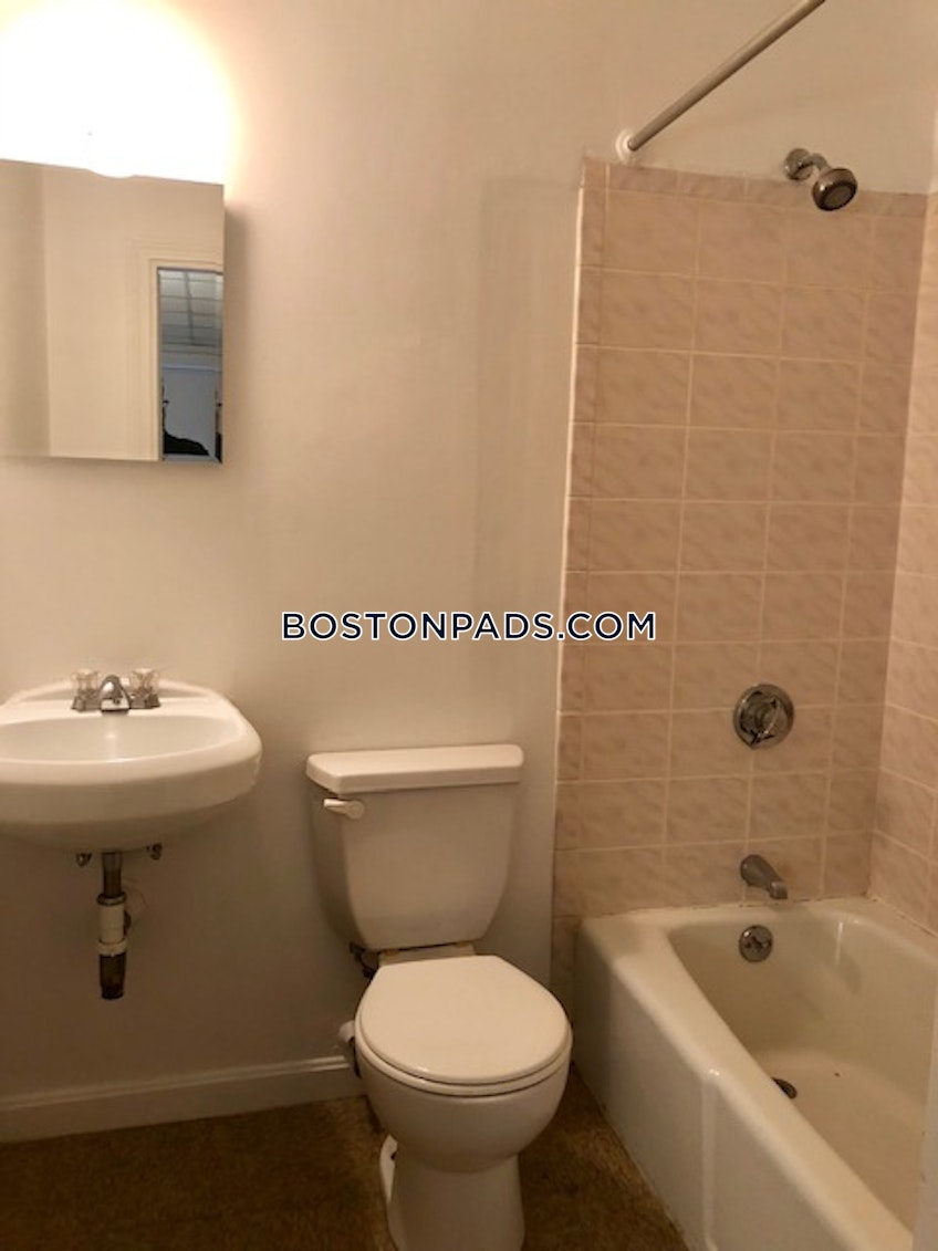 Boston - $2,150 /month