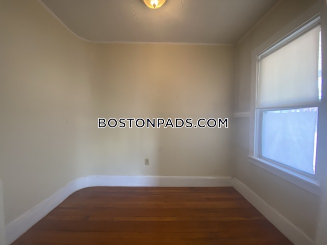 Boston - $2,375 /mo