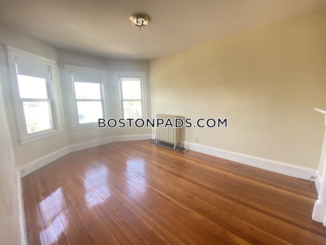 Boston - $2,695 /mo