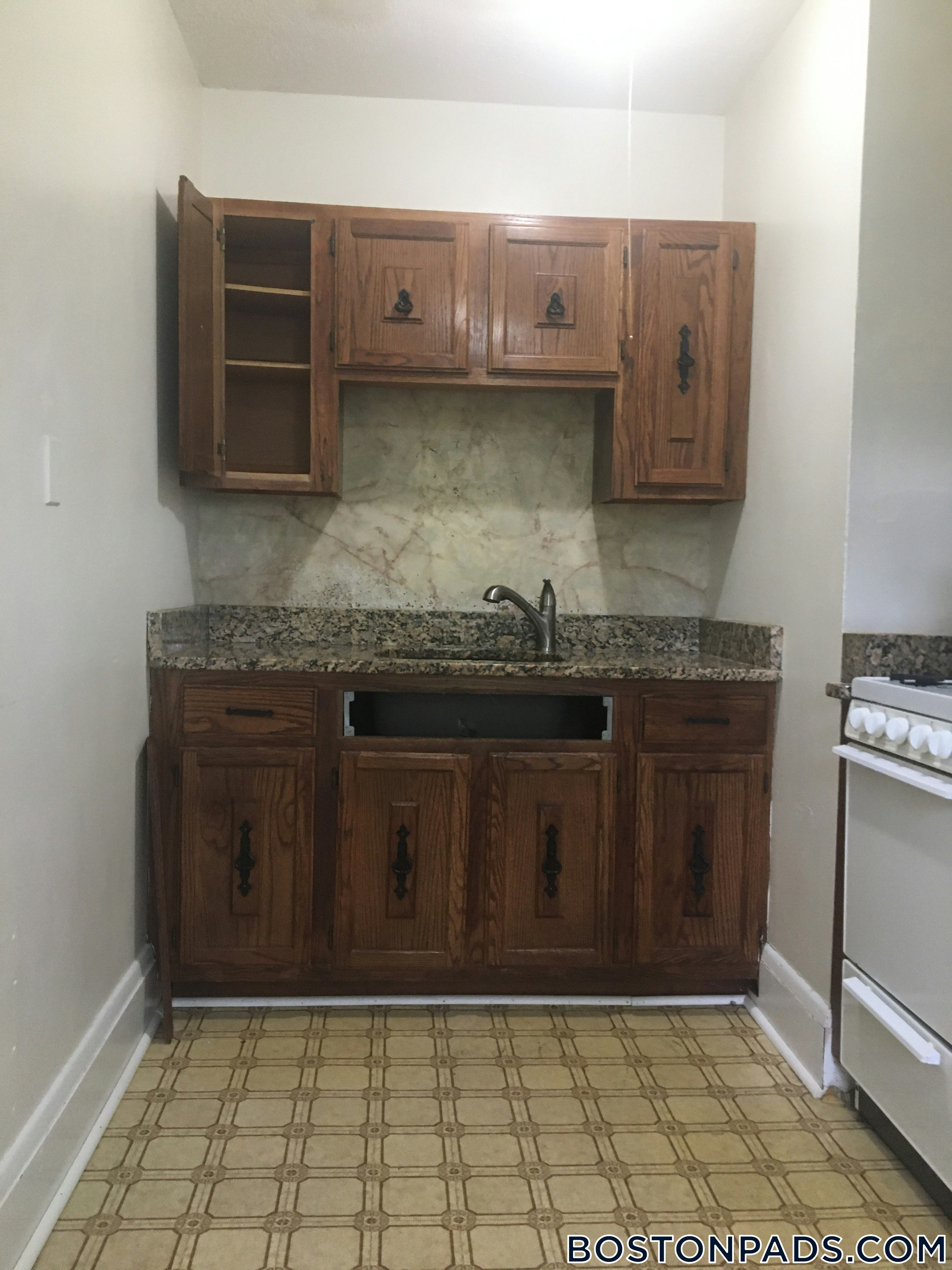 Malden - $2,050