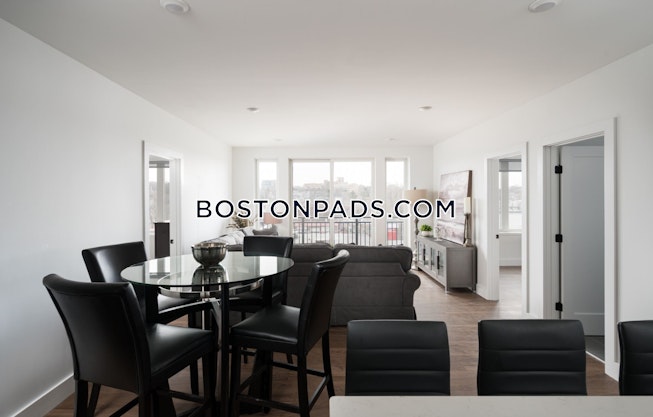 Boston - $2,900 /mo