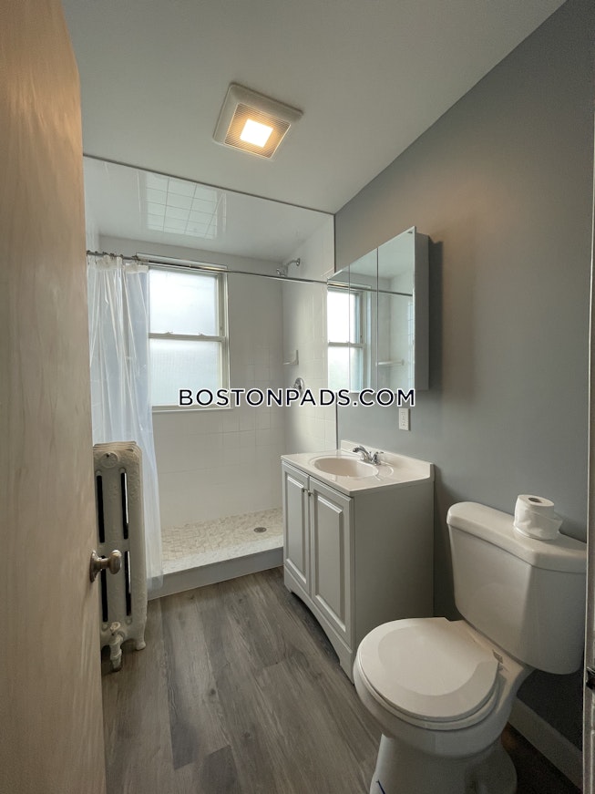 Boston - $2,200 /mo