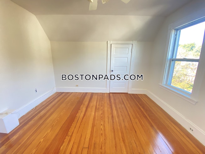 Boston - $2,200 /mo