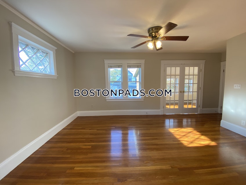 Somerville - $2,875 /month