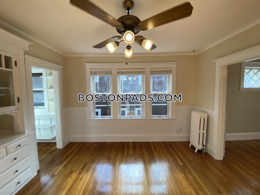 Somerville - $2,875 /month