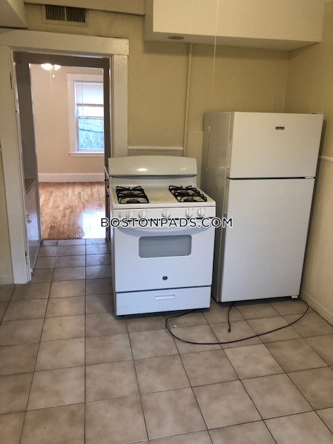 Cambridge - $2,100