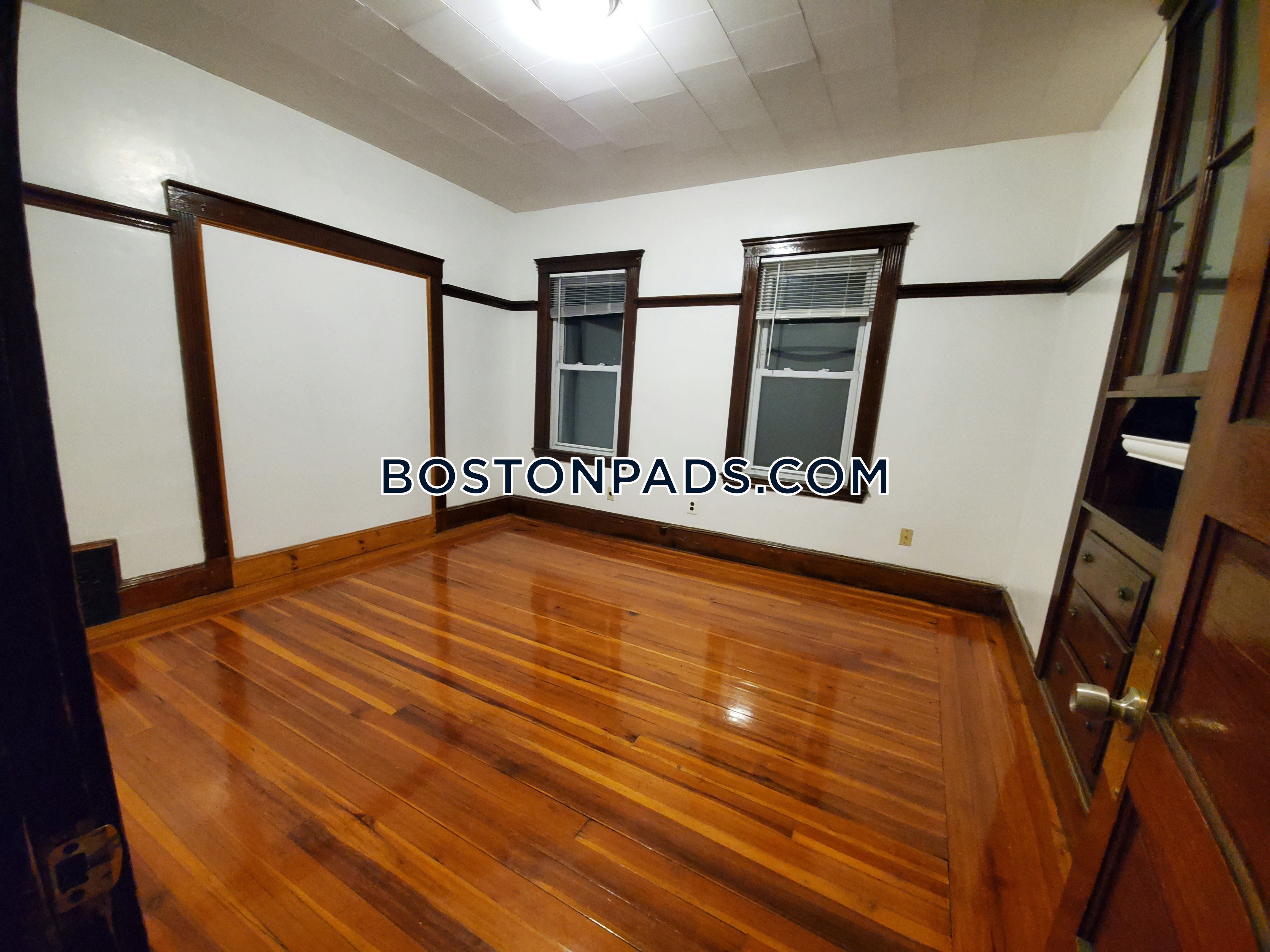 Boston - $2,600