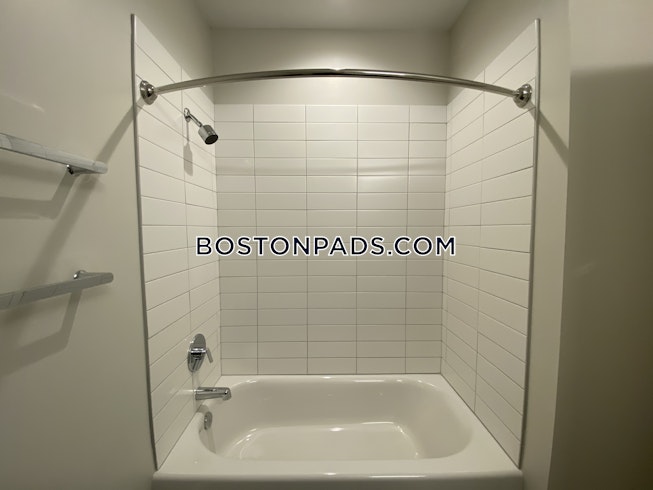Boston - $3,403 /mo