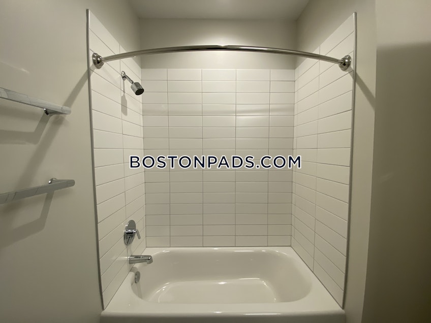 Boston - $3,440 /month