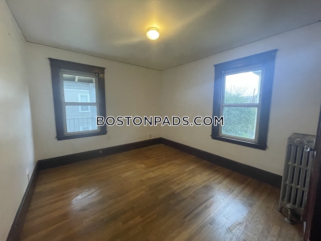 Boston - $3,100 /mo