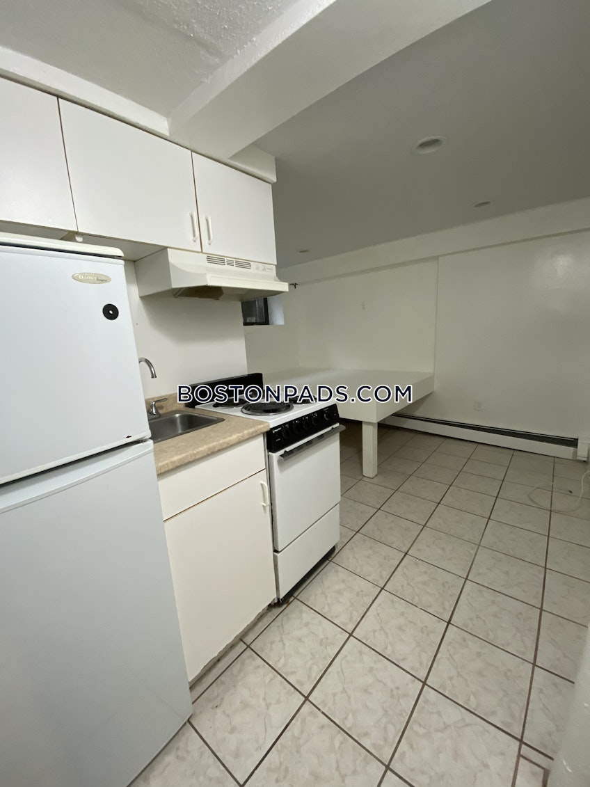 Boston - $1,450 /month