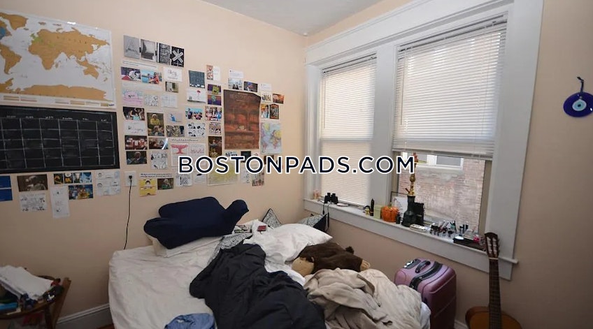 Boston - $3,295 /month