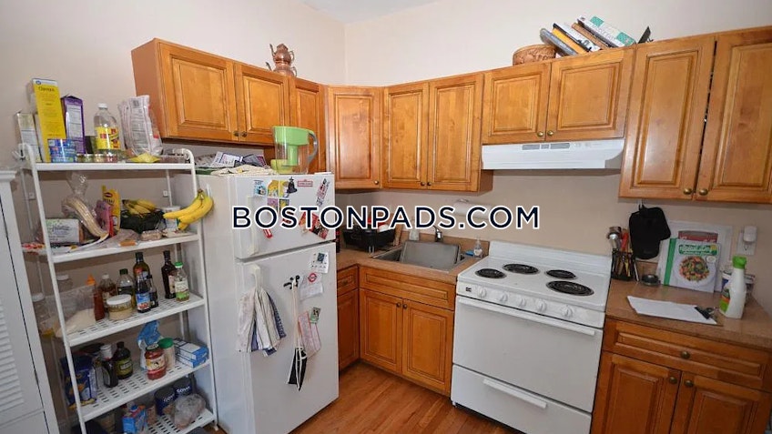 Boston - $3,295 /month