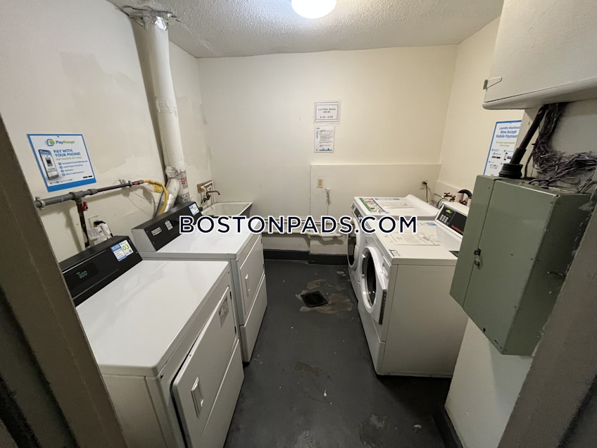 Boston - $3,600 /month