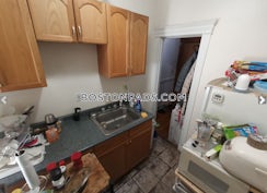 Boston, $2,050/mo