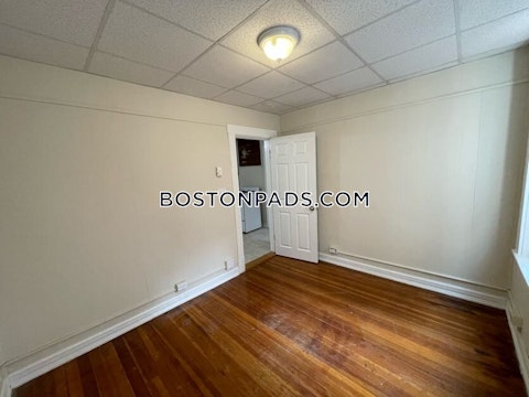 North Margin St. Boston photo 9