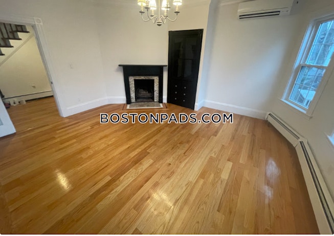 Boston - $4,600 /mo