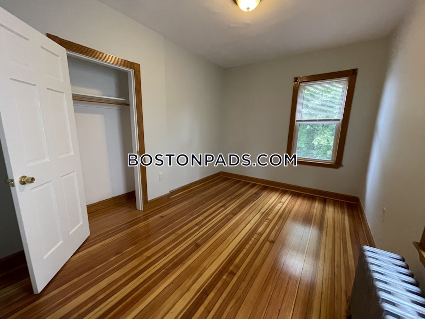 Boston - $2,760 /month