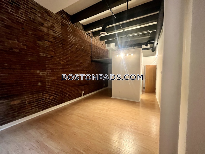 Boston - $4,200 /month