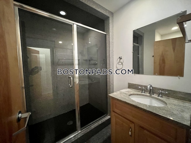 Boston - $4,200 /mo