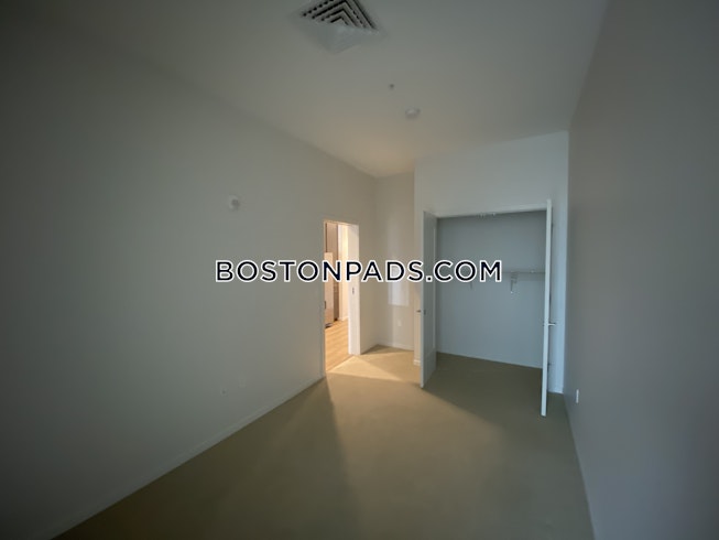 Boston - $3,612 /mo
