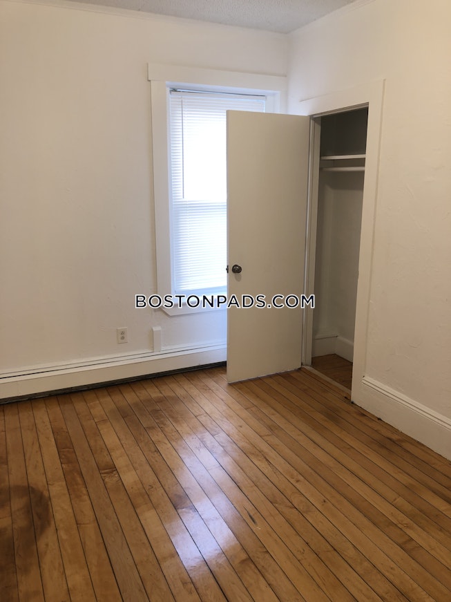 Boston - $3,200 /mo