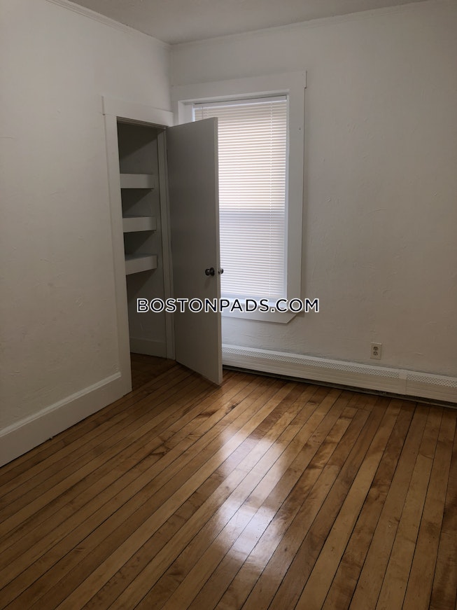 Boston - $3,200 /mo