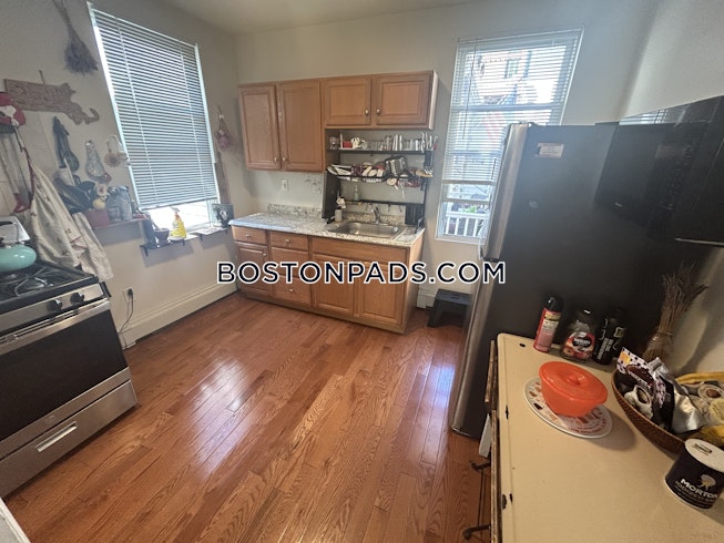 Boston - $2,100 /mo