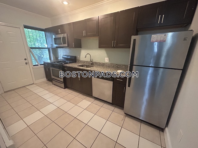 Boston - $2,495 /mo