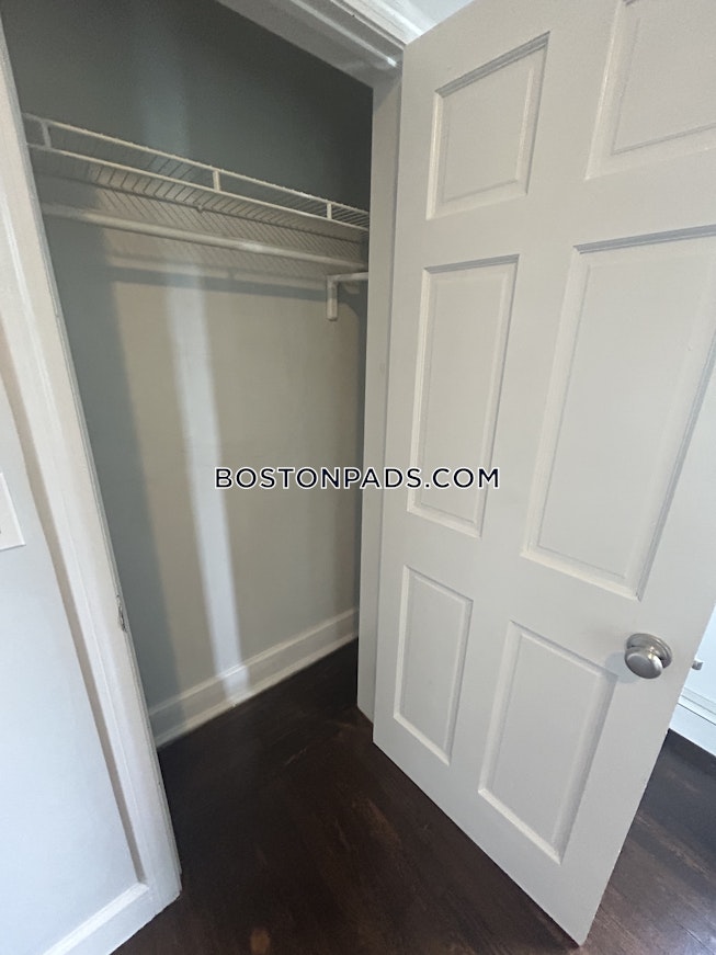 Boston - $2,495 /mo