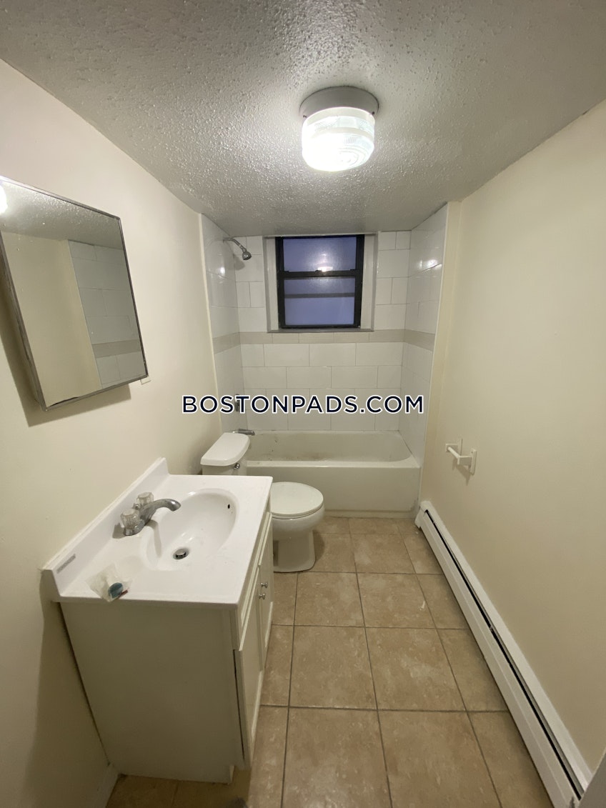 Boston - $1,725 /month