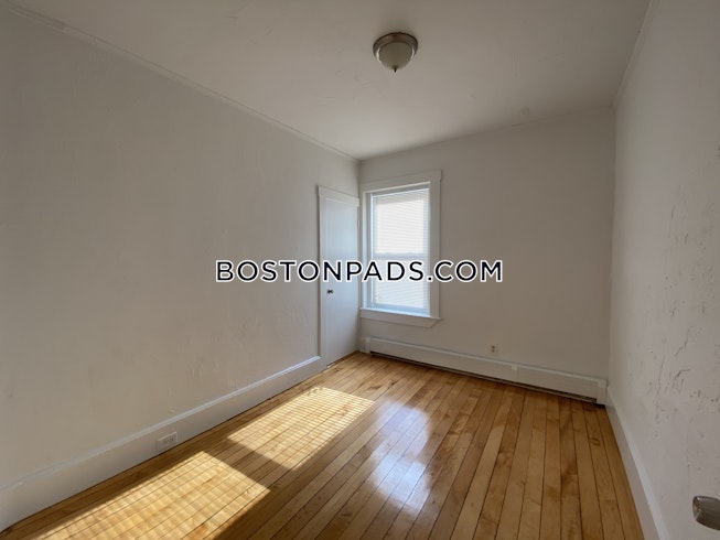 Boston - $3,200 /mo